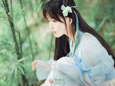 梦姑是十里八乡最漂亮的姑娘